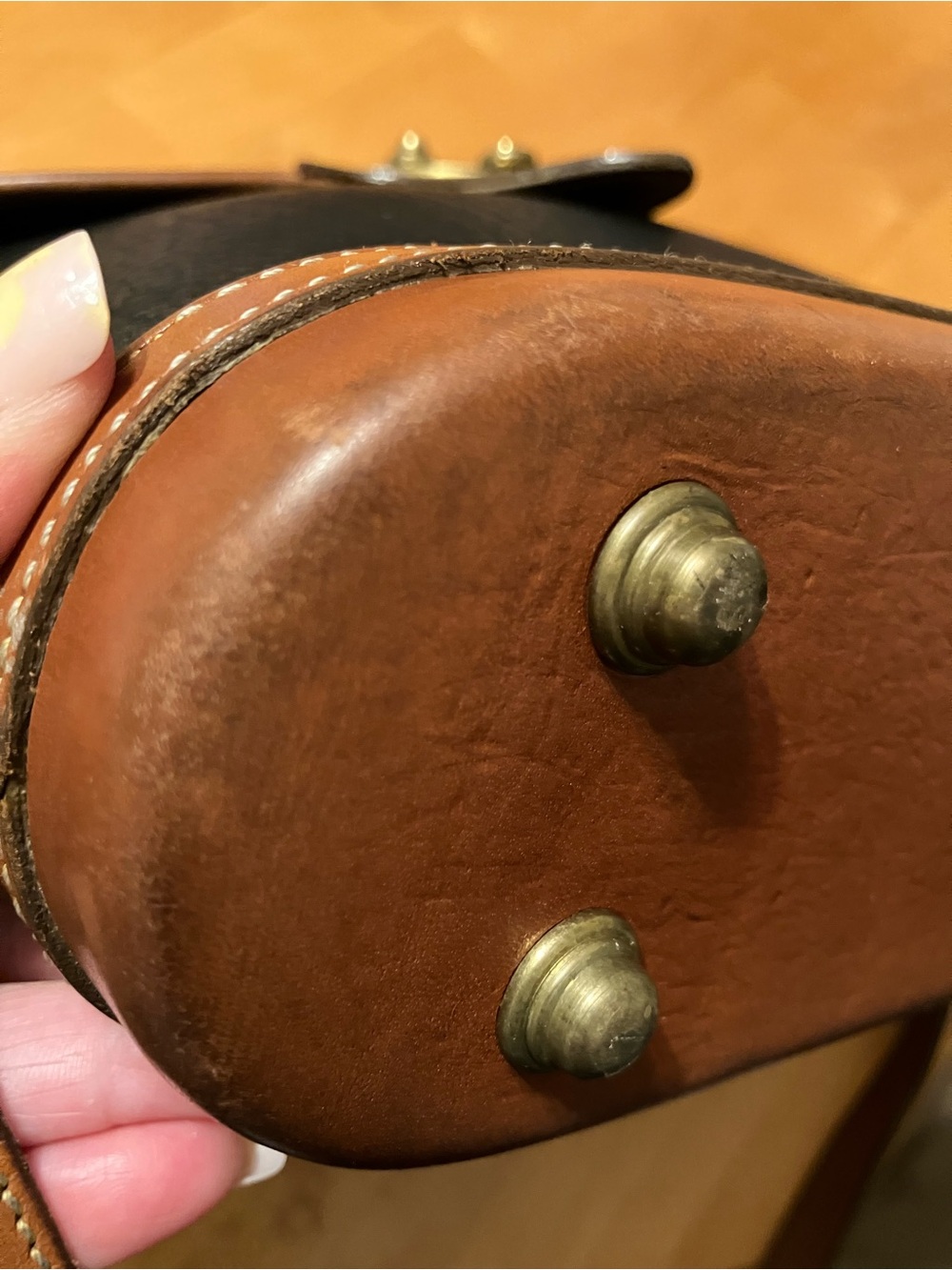 Vintage Dooney and Bourke Large R7 Spectator Crossbody Cavalry Bag - Picture 13 of 16